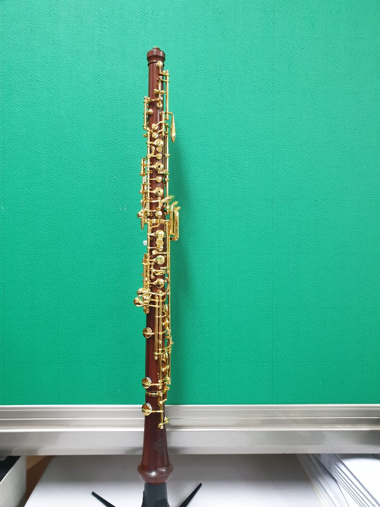 Rochix Oboe Professional Performance Level RHG13 Redwood Body Gold Plated Semi Automatic customer photo 2