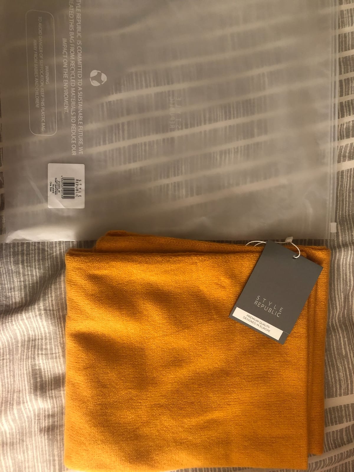 Cashmere Knitted Scarf for Women by Style Republic customer photo 1