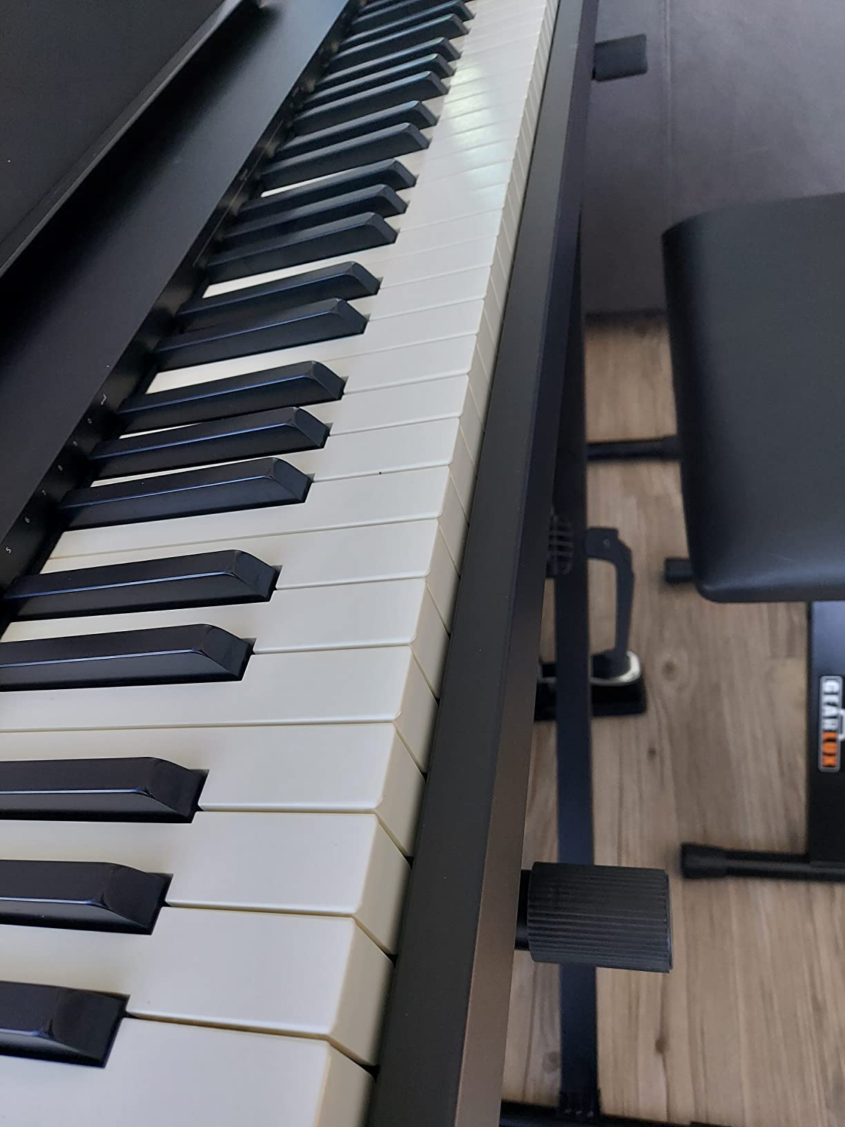 Roland FP-30X 88-Key Digital Piano - Black | Bundle with Adjustable Stand, Bench, Sustain Pedal, Online Lessons, Austin Bazaar Instructional DVD, and Polishing Cloth customer photo 2