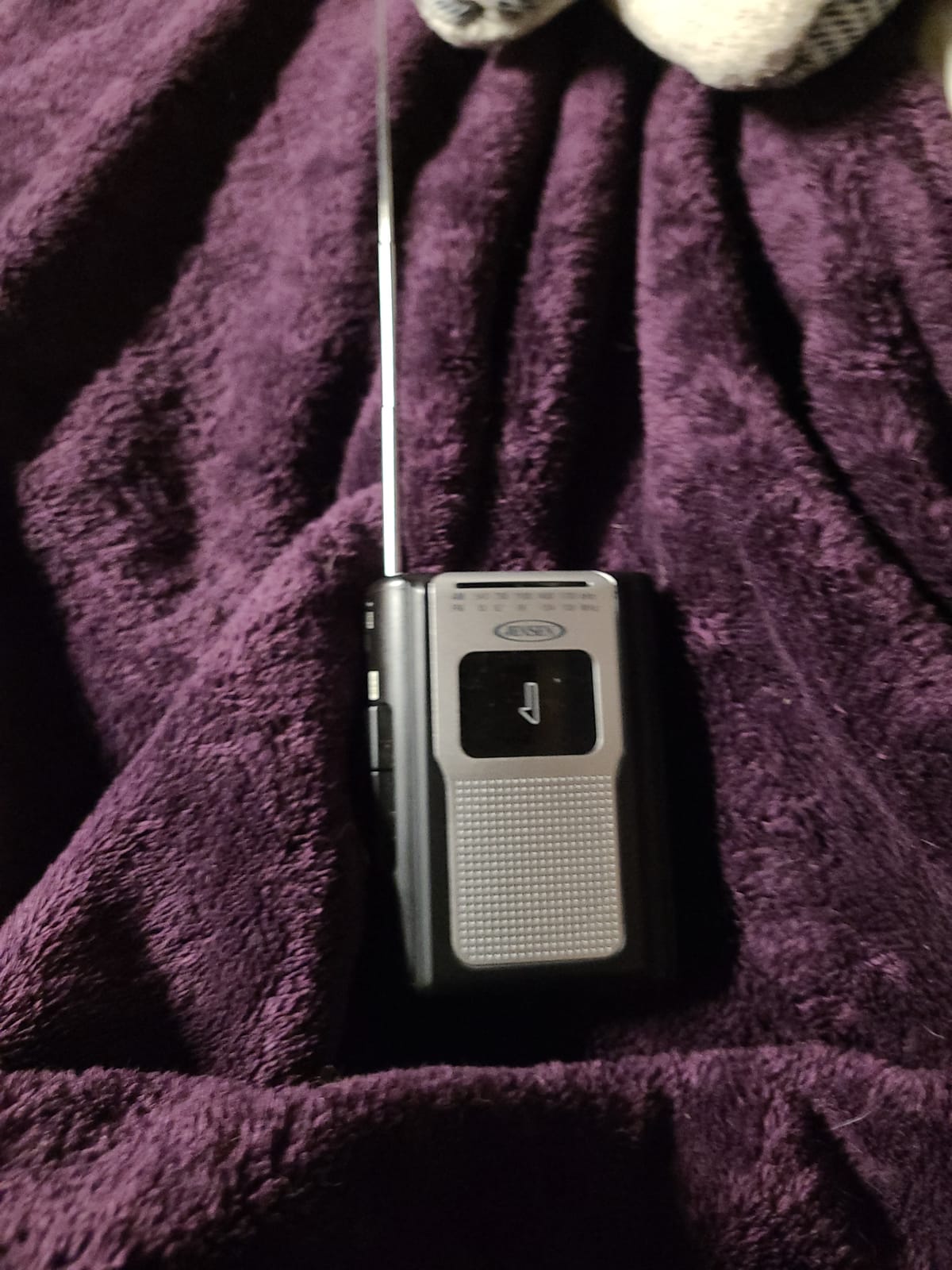 Jensen CR-100 Vintage Portable Personal Cassette/Recorder Tape Player with AM-FM Radio Built-in Speaker & Microphone, Headphone Jack Input - Teal Limited Edition customer photo 2