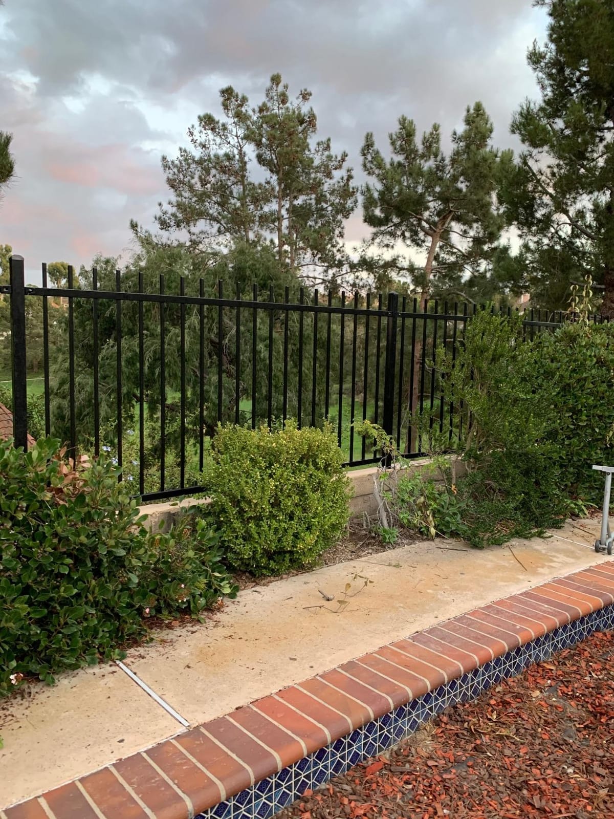 XCEL Black Steel Anti-Rust Fence Panel - Sharp End Pickets - 6.5ft W x 5ft H - Easy Installation - for Residential, Outdoor, Yard, Garden, Swimming Pool, on Concrete or Soil, 3-Rail, One Post included customer photo 2