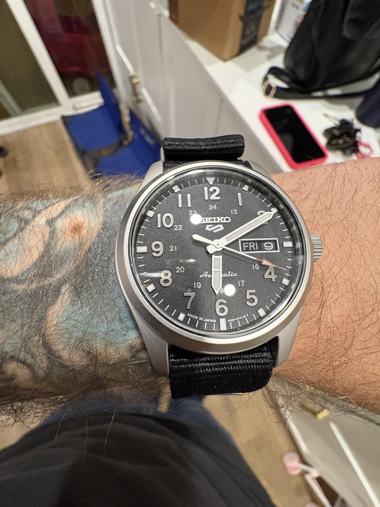 Seiko SRPG37 5 Sports Automatic Field Watch, Black Dial, Black Nylon Strap, 100M Water Resistant customer photo 1