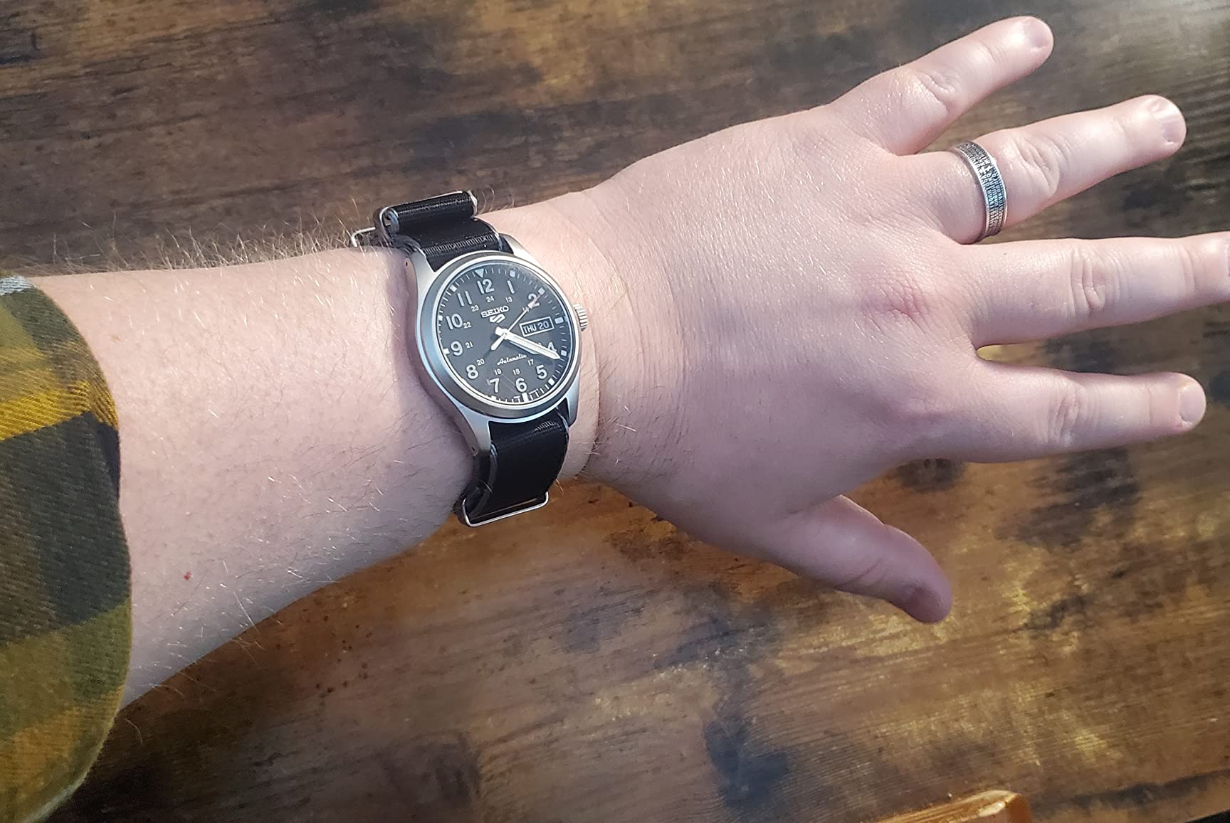 Seiko SRPG37 5 Sports Automatic Field Watch, Black Dial, Black Nylon Strap, 100M Water Resistant customer photo 2