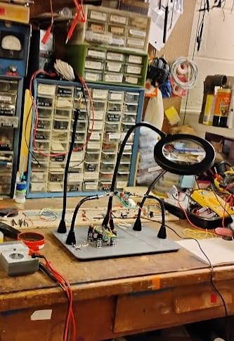 SainSmart Magnetic Helping Hands Soldering Station with an 11.1 x 7.1 Inch Larger Base, 5X LED Magnifying Lamp, 4 PCB Circuit Board Holder & 4 Flexible Magnetic Helping Hands | Third Hand Tool with 5X LED Magnifying Lamp, 4 PCB Circuit Board Holder & 4 Flexible Arms, Soldering Station for Electronic customer photo 1