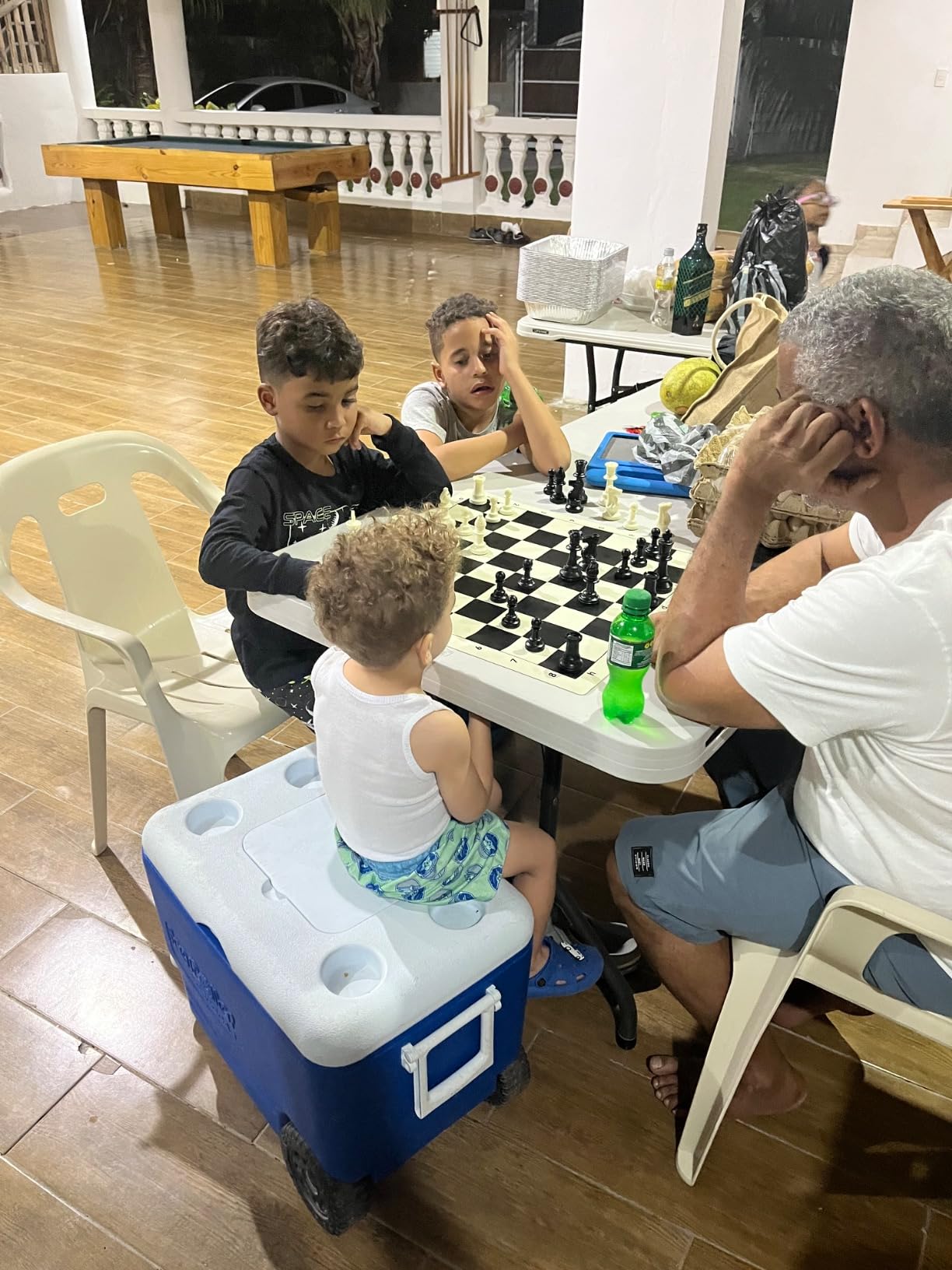 Chess Armory Deluxe Tournament Chess Set 20