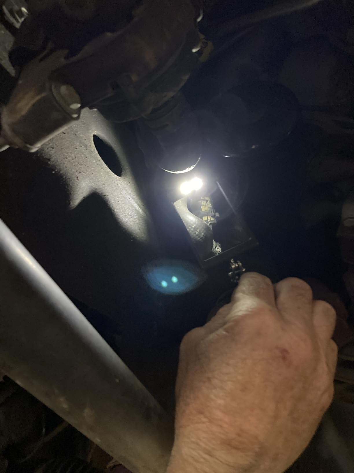 BBTO 4 Pcs LED Inspection Mirror | Telescoping Flexible Tool for Mechanics, Checking Vehicle Engine Parts, HVAC Systems, Tight Spaces, Non-slip Grip Handle customer photo 2