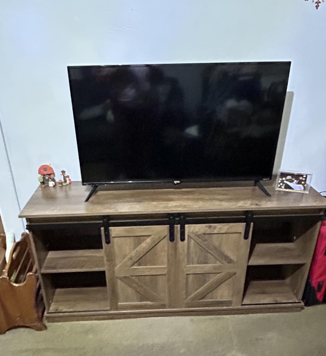 YESHOMY TV Stand for Televisions up to 65 Inches, with Sliding Barn Doors and Storage Cabinets, Console Table and Media Furniture for Living Room, 58 Inch, Barnwood customer photo 1