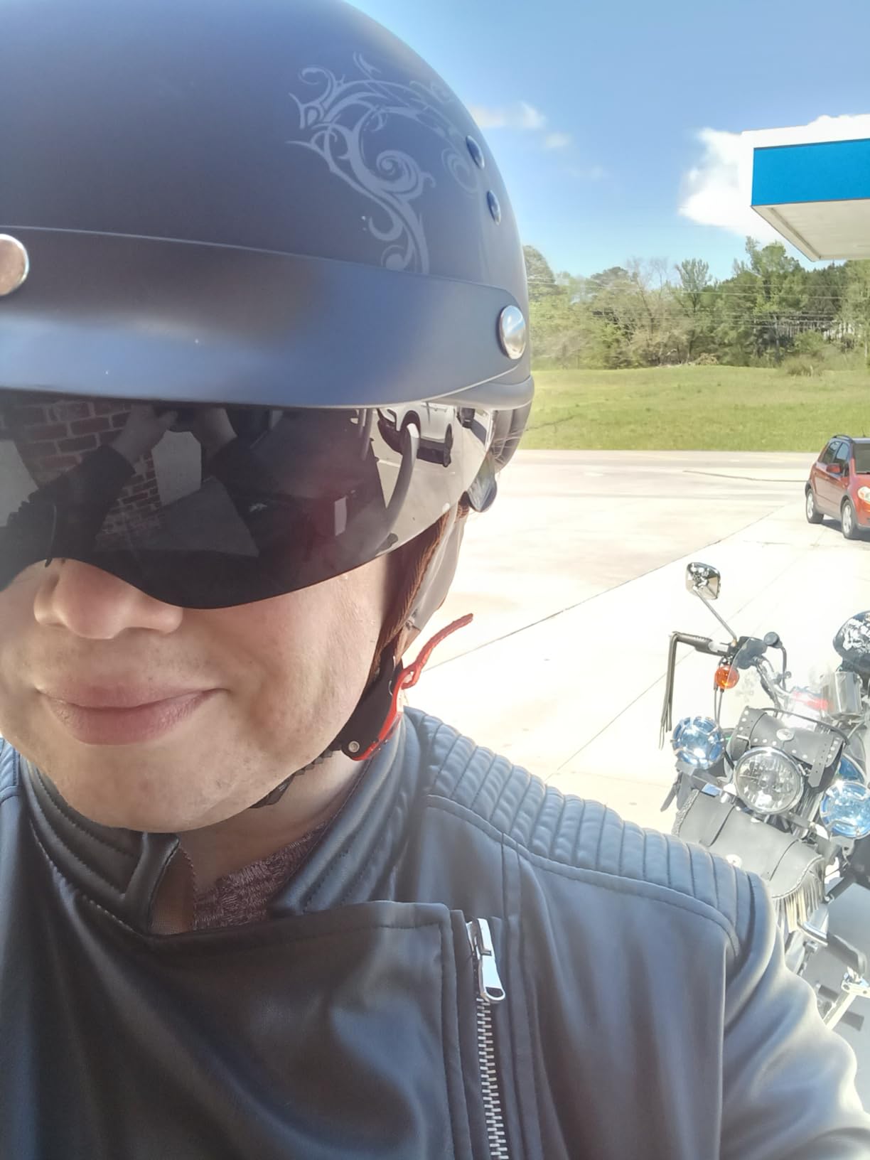 VCAN Cruiser Half Face Motorcycle Helmet with Drop-Down Sun Visor, Removable Peak and Quick Release Buckle customer photo 2