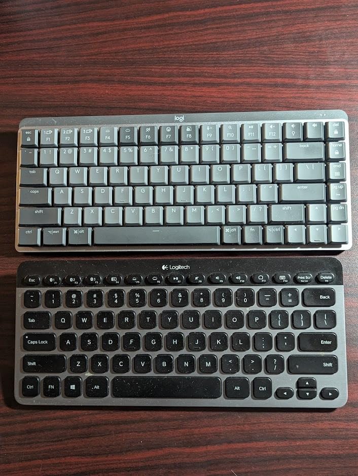 Logitech MX Mechanical Wireless Illuminated Performance Keyboard Clicky customer photo 1