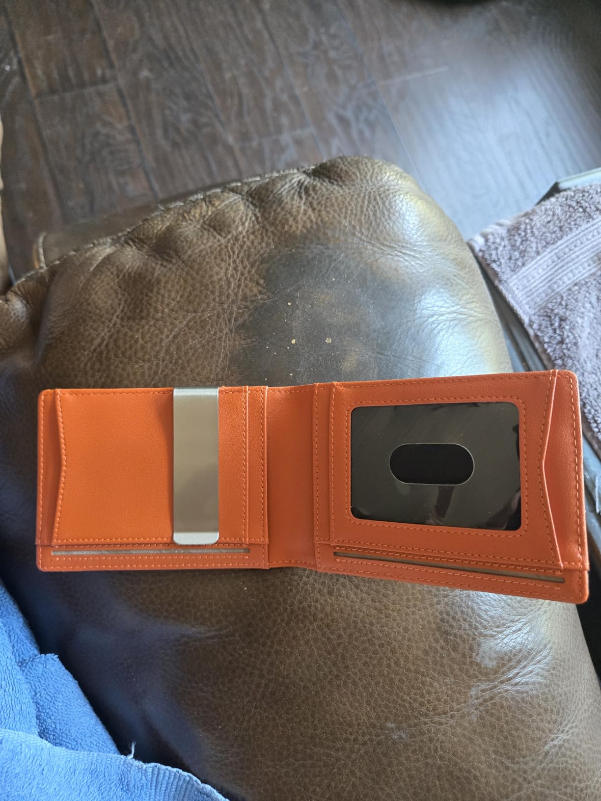 RUNBOX Slim Wallet for Men - RFID Blocking Leather Bifold with Money Clip customer photo 2