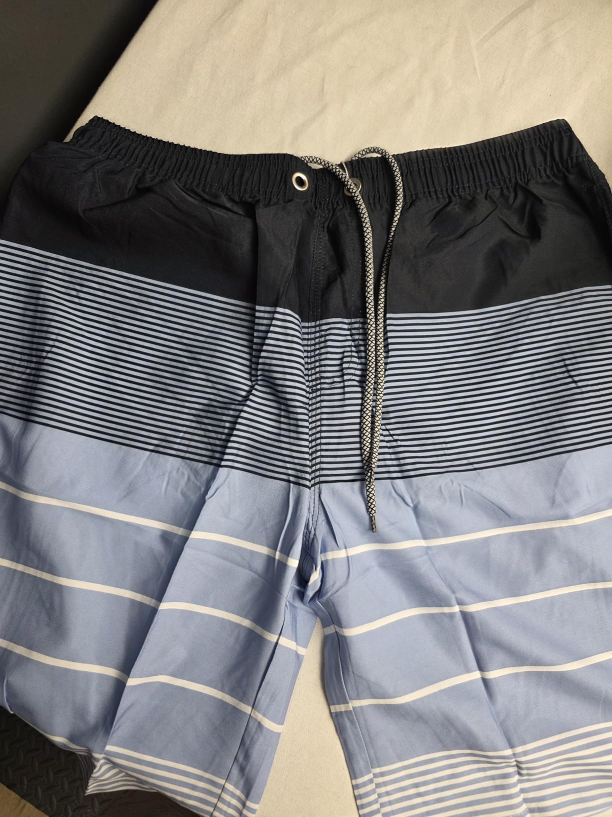 ELETOP Men's Swim Trunks with Mesh Liner 9 Inch Beach Bathing Suit customer photo 1