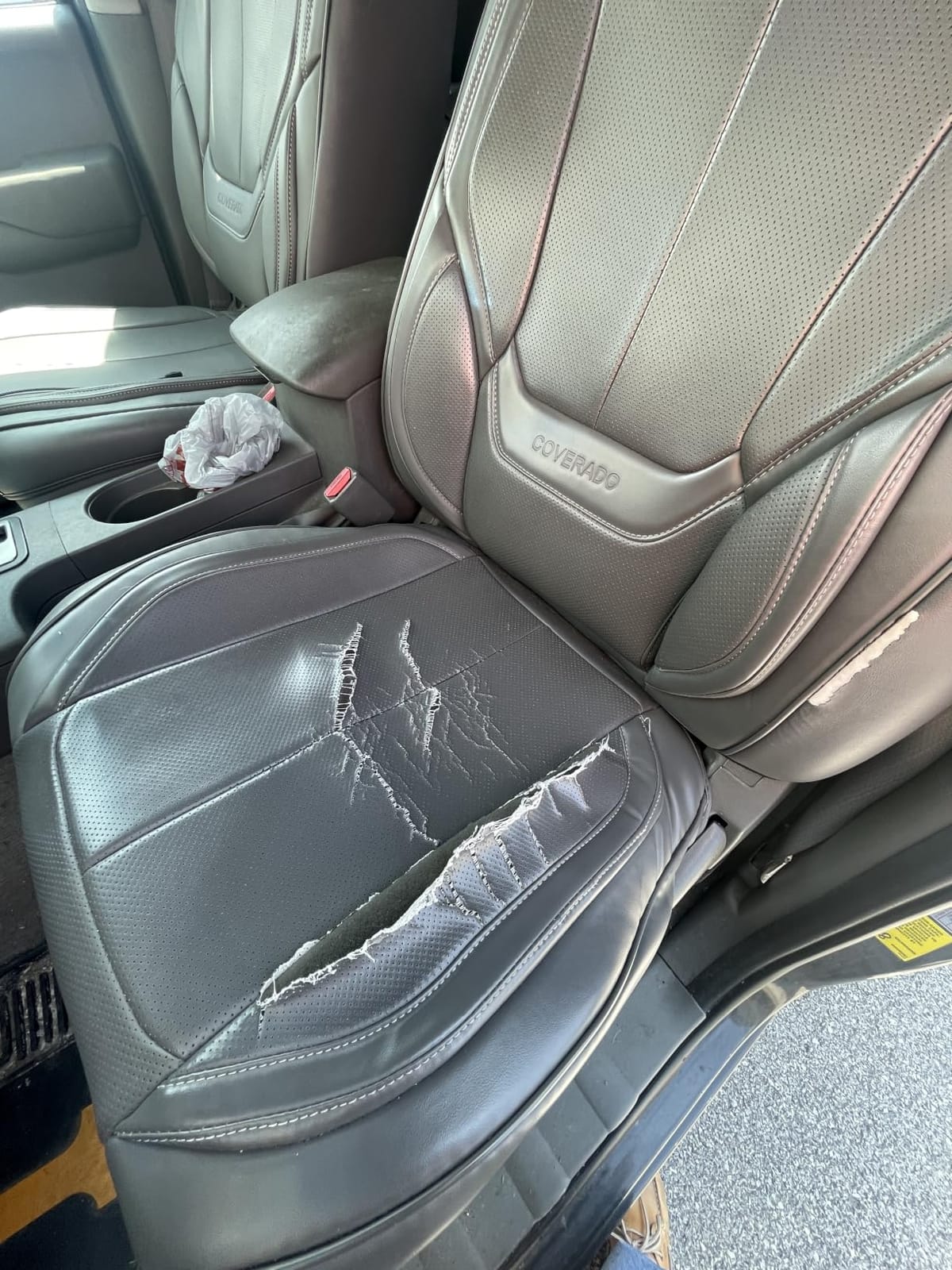 Coverado Seat Covers Full Set, Black Seat Covers for Cars 5 Seats, Car Seat Protector, Waterproof Nappa Leather Car Seat Cushion, Front and Rear Car Seat Cover Fit for Most Sedans SUV Pick-up Truck customer photo 2
