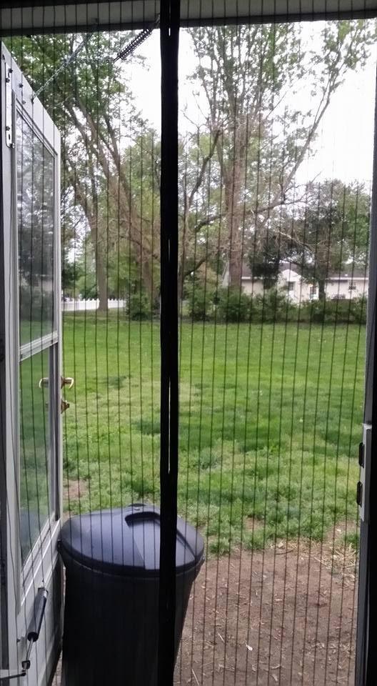 UnBugs Garage Screen Doors for 1 Car Garage - Fits Single Garage Doors up to 9 Feet Wide x 7 Feet Tall MAX - Pet & Kid Friendly, Self-Closing - Hands Free Magnet Closure Keeps Bugs Out & Breeze in customer photo 1