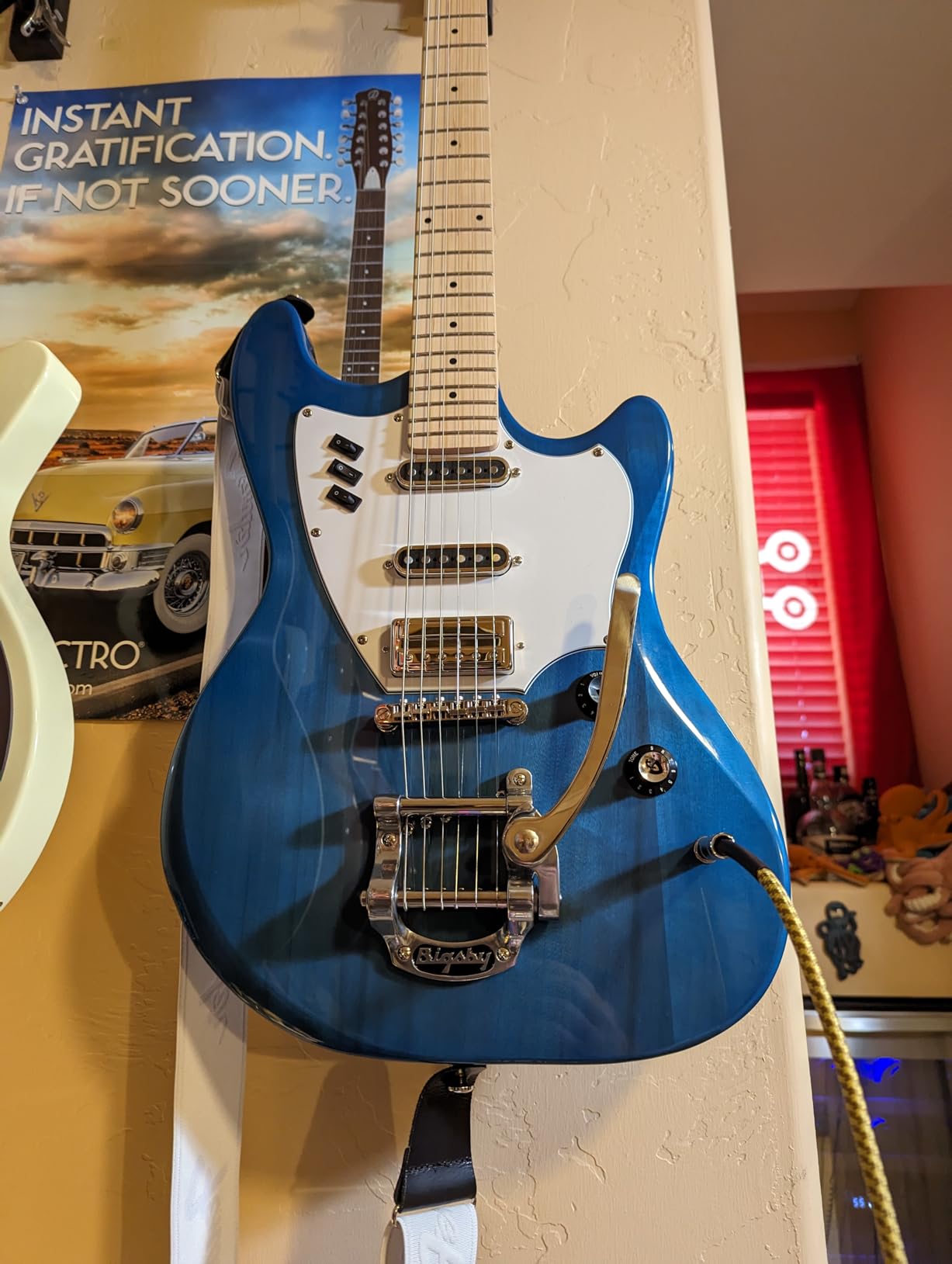 Guild Surfliner Electric Guitar Sunset Orange customer photo 1