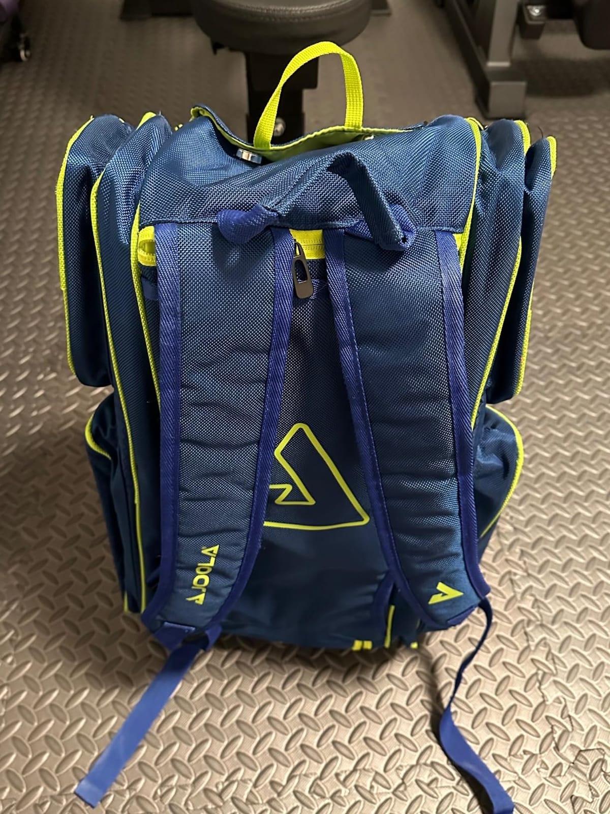 JOOLA Tour Elite Pickleball Bag - Backpack & Duffle Bag for Paddles & Pickleball Accessories - Thermal Insulated Pockets Hold 4+ Paddles - Includes Fence Hook customer photo 1