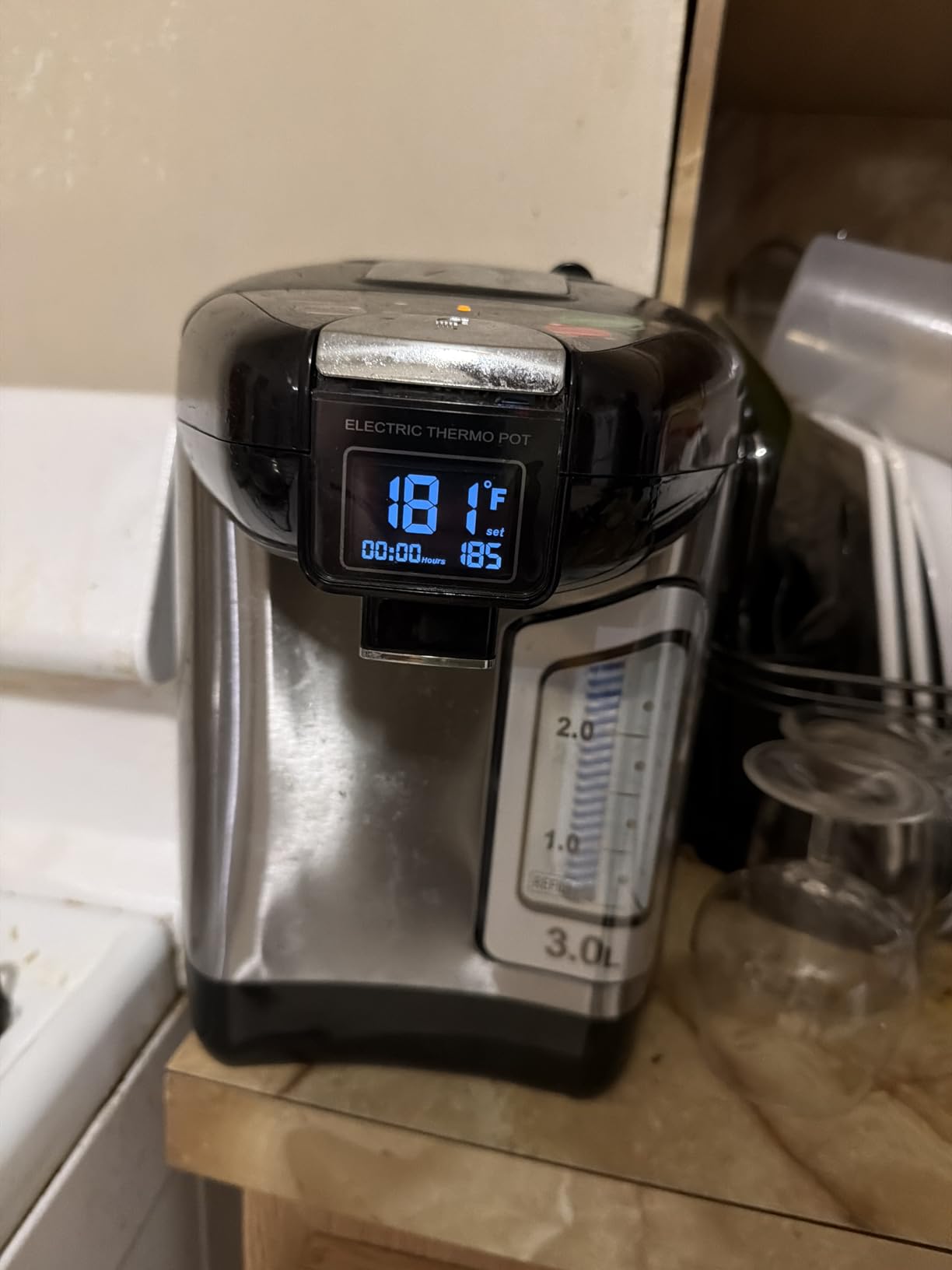 NutriChef Digital Water Boiler and Warmer - 5L/5.28 Qt Stainless Electric Hot Water Dispenser w/LCD Display, Rotating Base, Keep Warm, Auto Shut Off, Safety Lock, Instant Heating for Coffee & Tea customer photo 1
