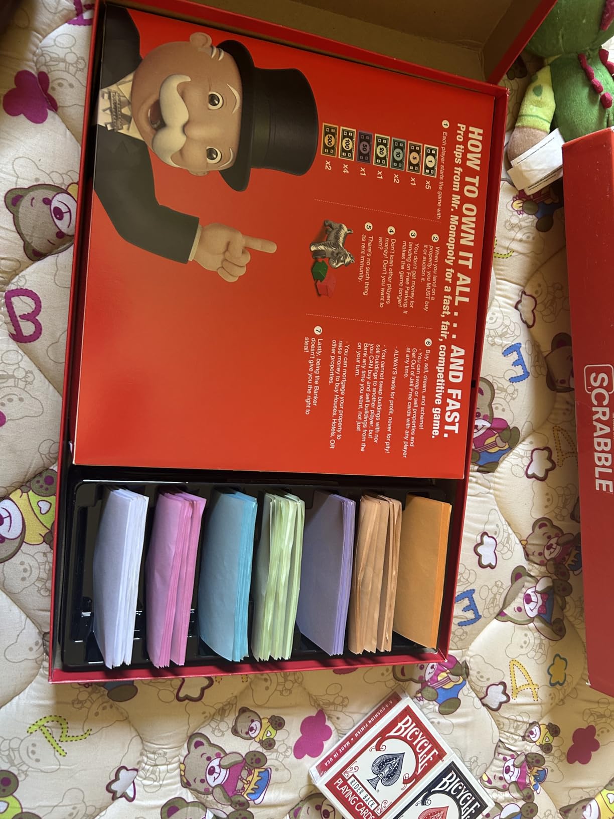 Monopoly Game, Family Board Games for 2 to 6 Players & Kids Ages 8 and Up, Includes 8 Tokens (Token Vote Edition) customer photo 1