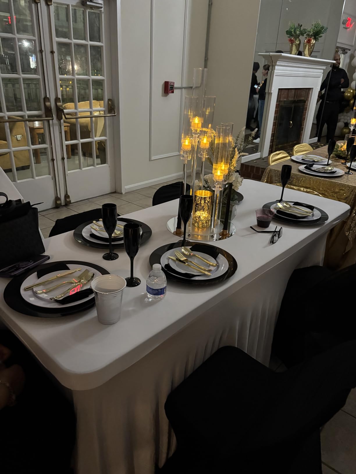 ELEGANT DISPOSABLES 13'' Party Chargers Large Plates & Platters Pack of 6 customer photo 1