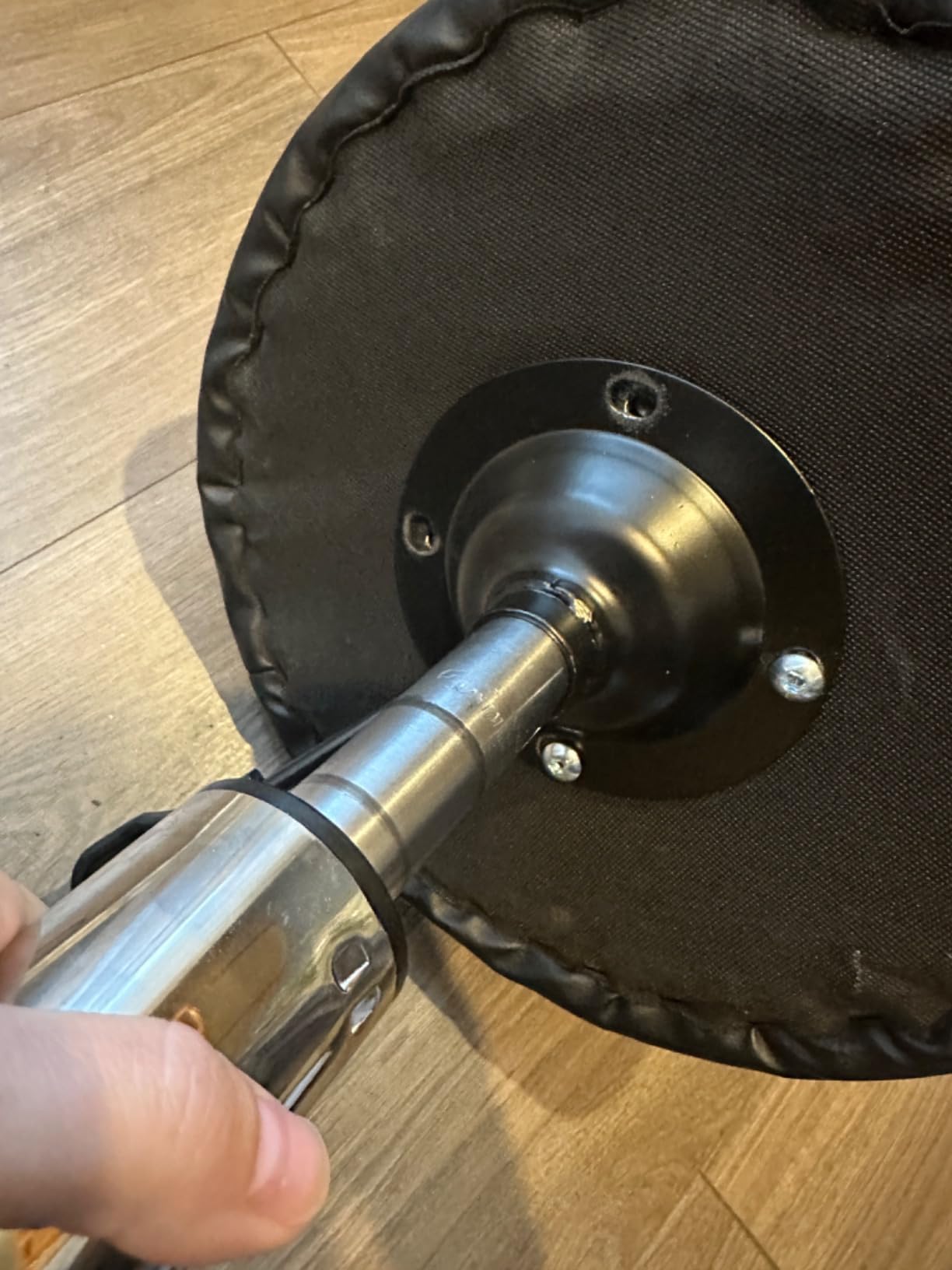 FURWOO Round Rolling Stool Height Adjustable Stool with Wheels for Spa Salon Massage Black customer photo 2