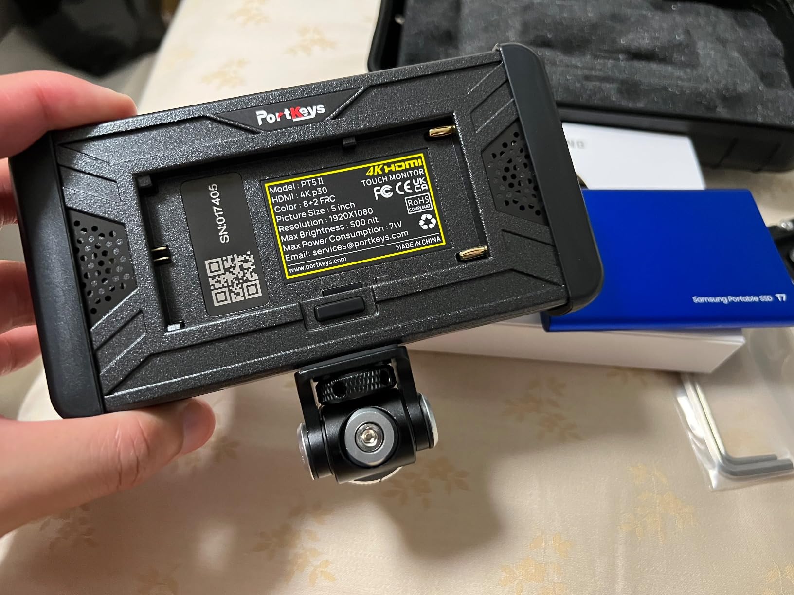 Portkeys PT5 II Camera Monitor Touchscreen DSLR Field Monitor 5 inch 4K30P Input/Output Wide Color Gamut New Peaking 3D LUT Video Assist Luma RGB Waveform for DSLR with New UI MOVnorm OS customer photo 1