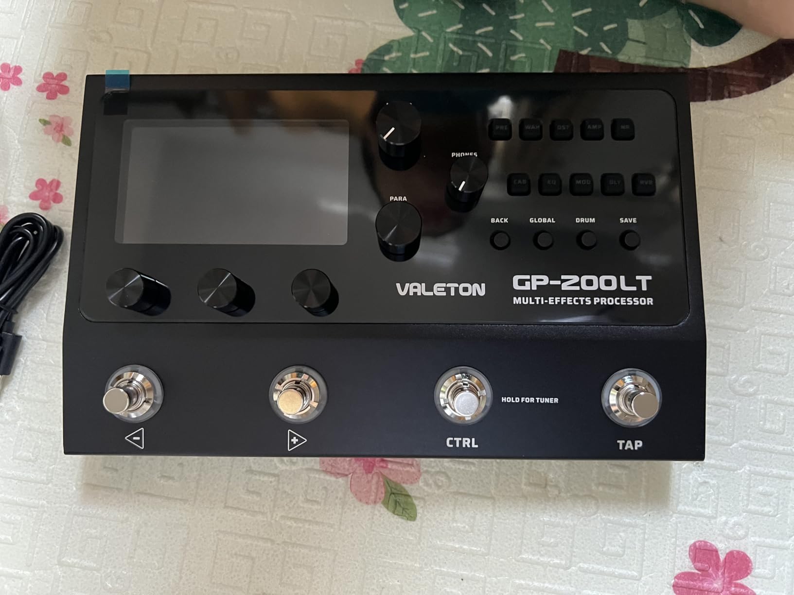 Valeton Multi Effects Pedal Multi Effects Processor Guitar Effects Pedal Bass Pedal Amp Modeling IR Cabinets Simulation Multi-Effects with FX Loop MIDI I/O Stereo OTG USB Audio Interface GP-200LT customer photo 2