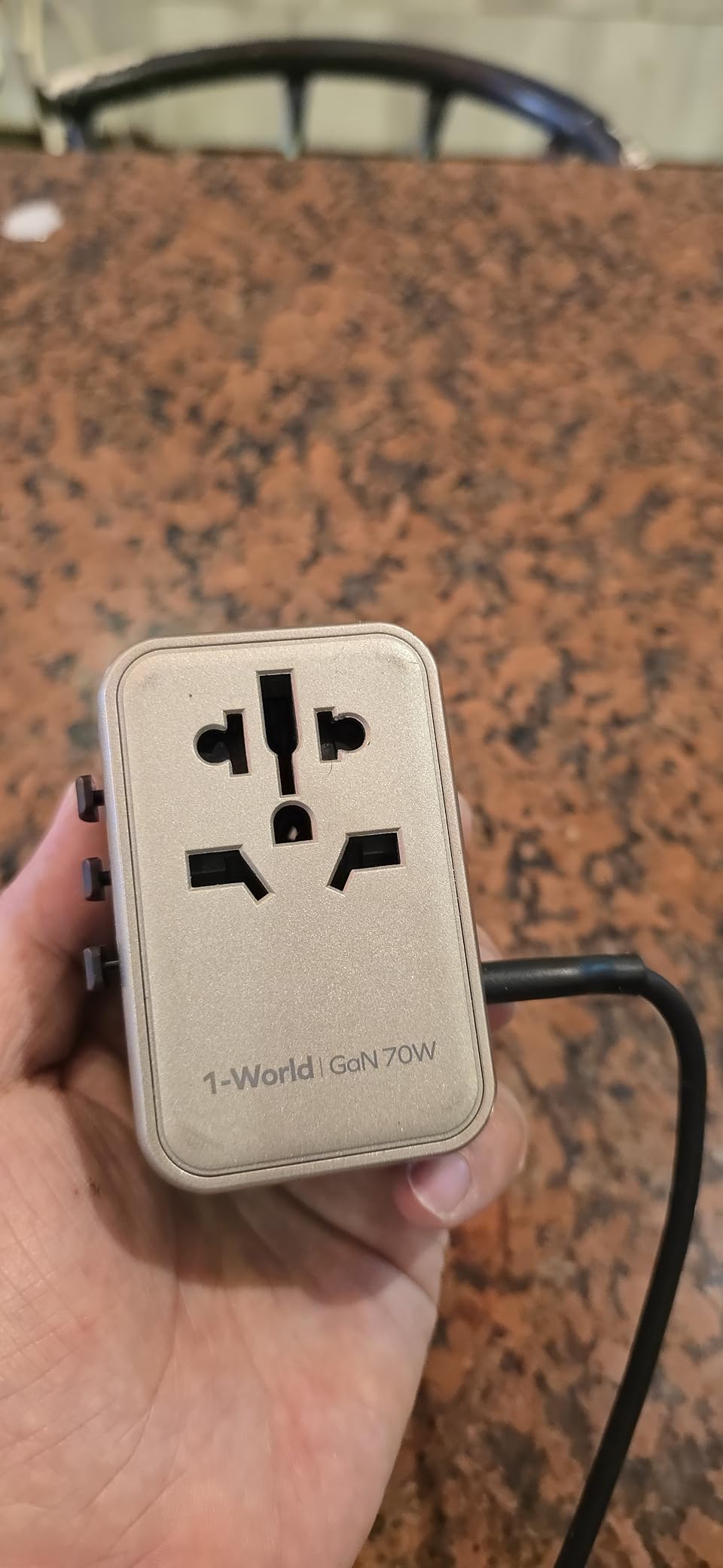 MOMAX 70W GaN Universal Travel Adapter, All-in-One Travel Charging | UK/EU/US/AU/JP Compatible Travel Essential, 3 USB-C PD Ports & 2 USB-A Ports for Laptop, Phone & More customer photo 1