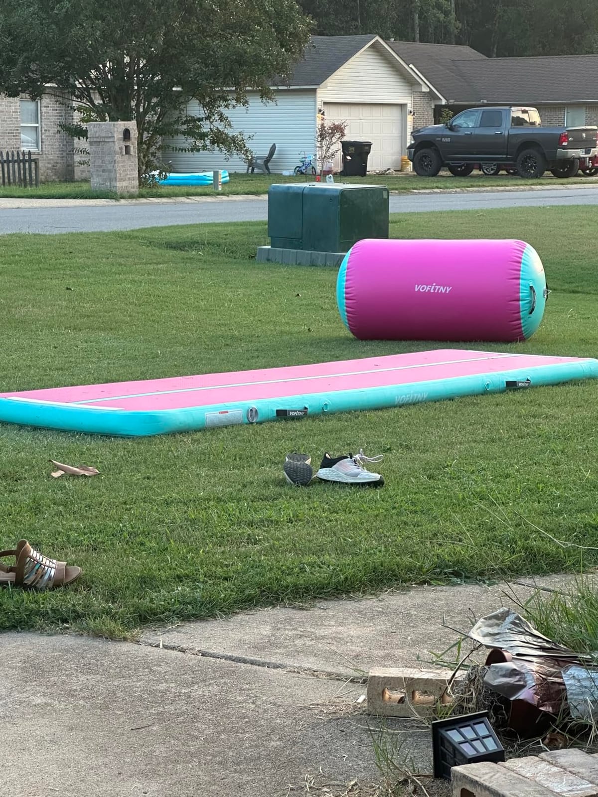 VOFiTNY Inflatable Gymnastics Air mat Tumbling Track for Home | Tumble Track Air Barrel Octagon Roller Mat With Pump for Gym customer photo 1