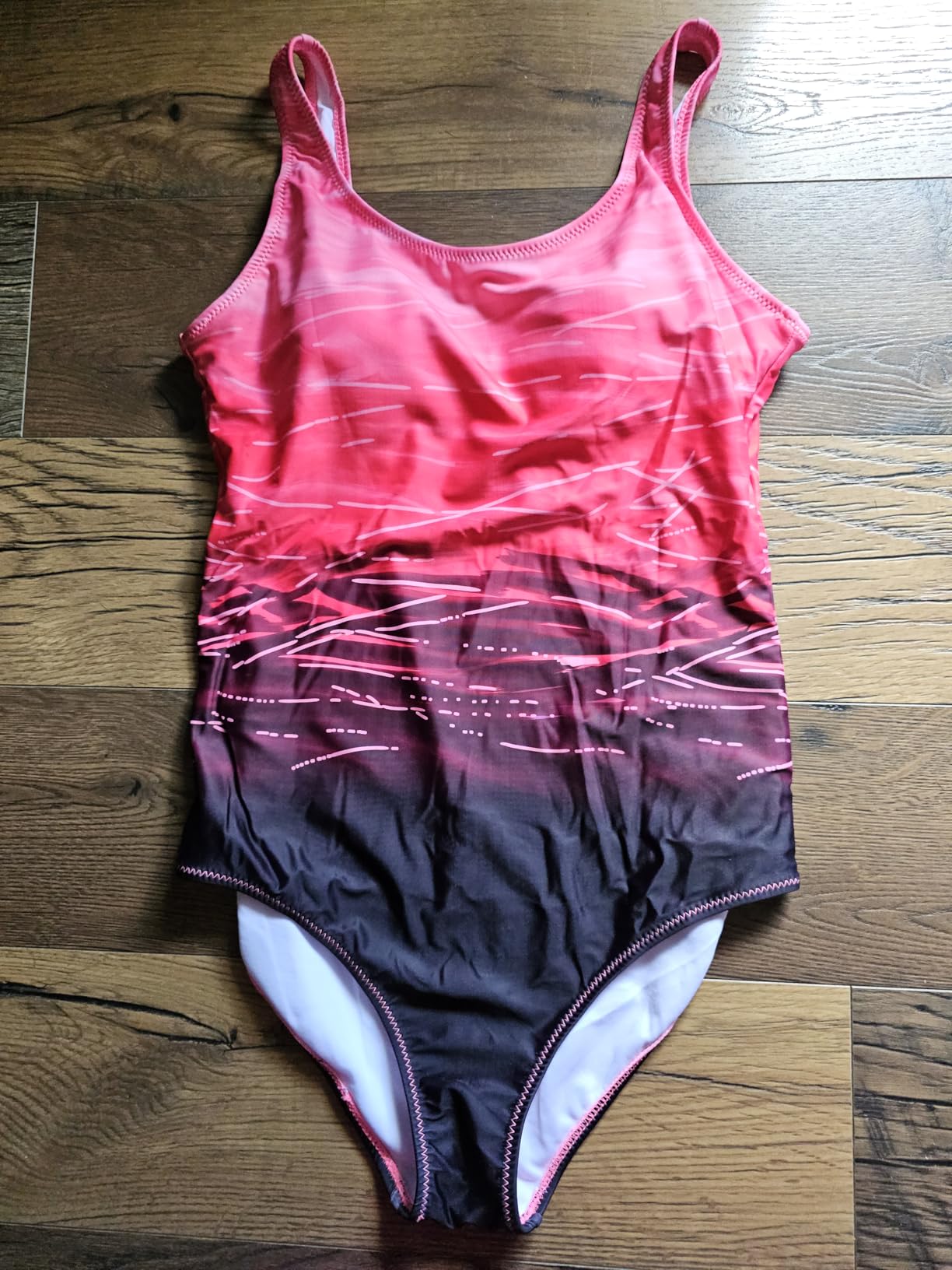 Aleumdr Women's Color Block One Piece Athletic Training Swimsuit customer photo 2