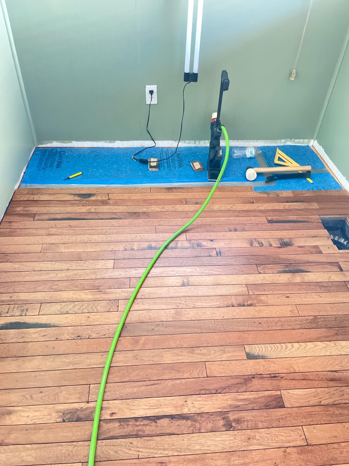 QuietWalk Underlayment 200 sq ft - 3 mm Thick - for Laminate & Hardwood Floors - Approved for Pre-Attached Pad - Recycled Fiber - Floating Install - Sound & Moisture Barrier - Made in USA customer photo 1