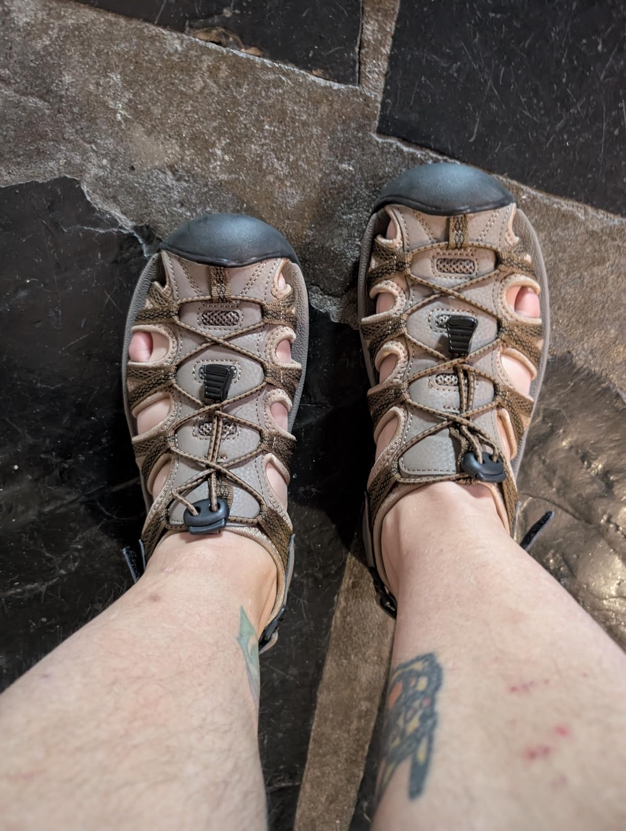 DREAM PAIRS Men's 160912-M-NEW Adventurous Summer Outdoor Sandals customer photo 1