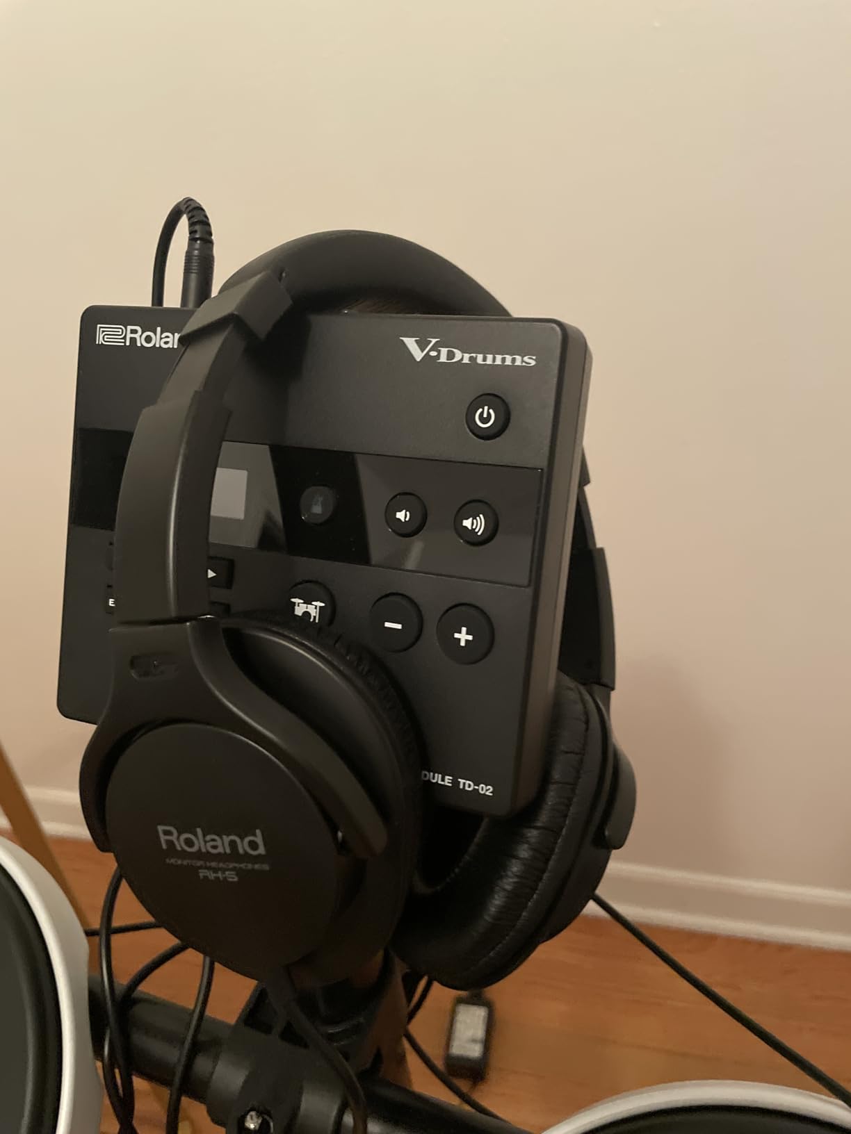 Roland TD-02K V-Drums Entry-Level Compact Electronic Drum Kit | Kit with Expressive Playability, Noise-Reducing Features, Height-Adjustable Stand and Optional Bluetooth Expansion customer photo 1