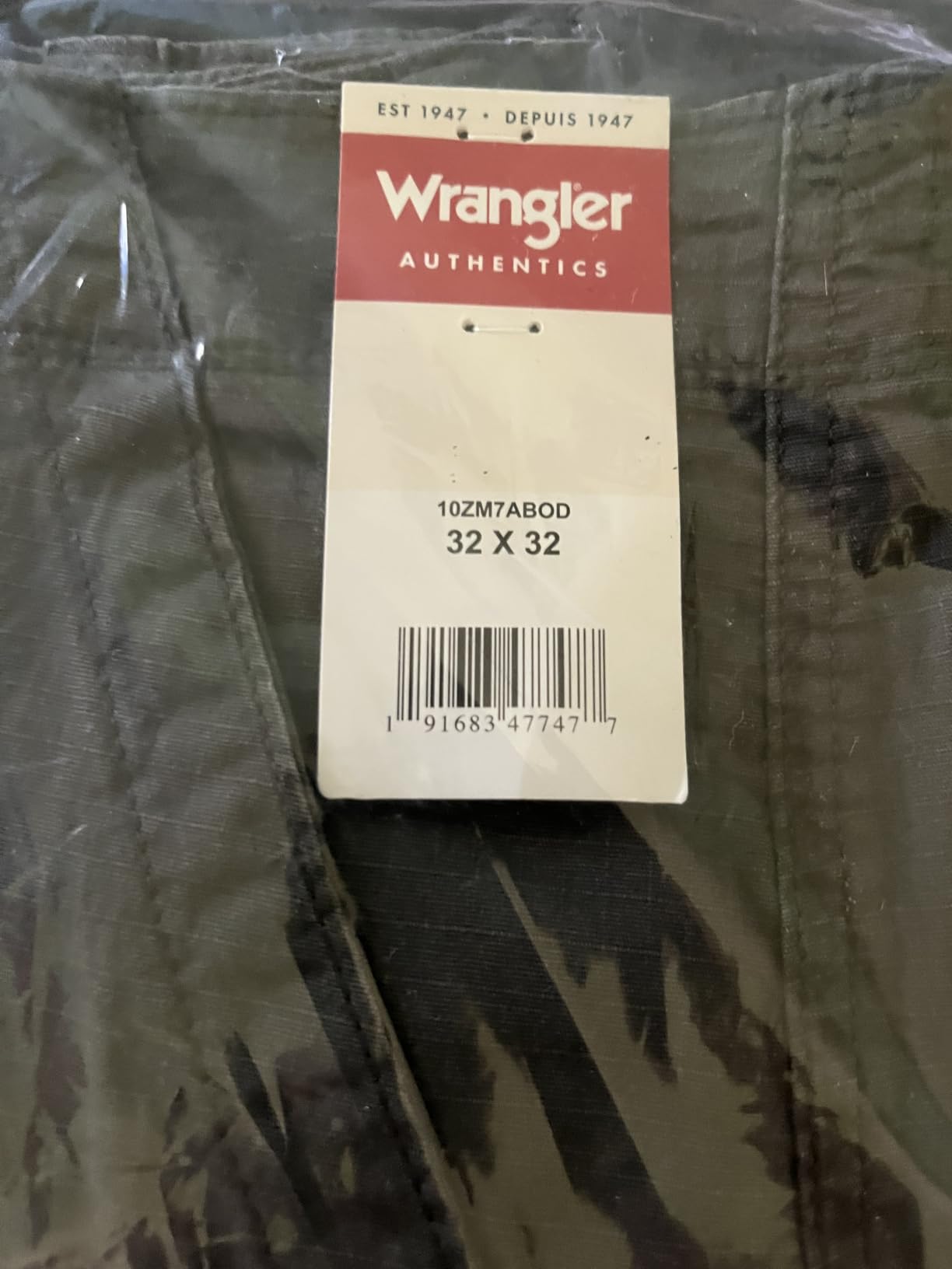 Wrangler Authentics Men's Relaxed Fit Stretch Cargo Pant customer photo 2