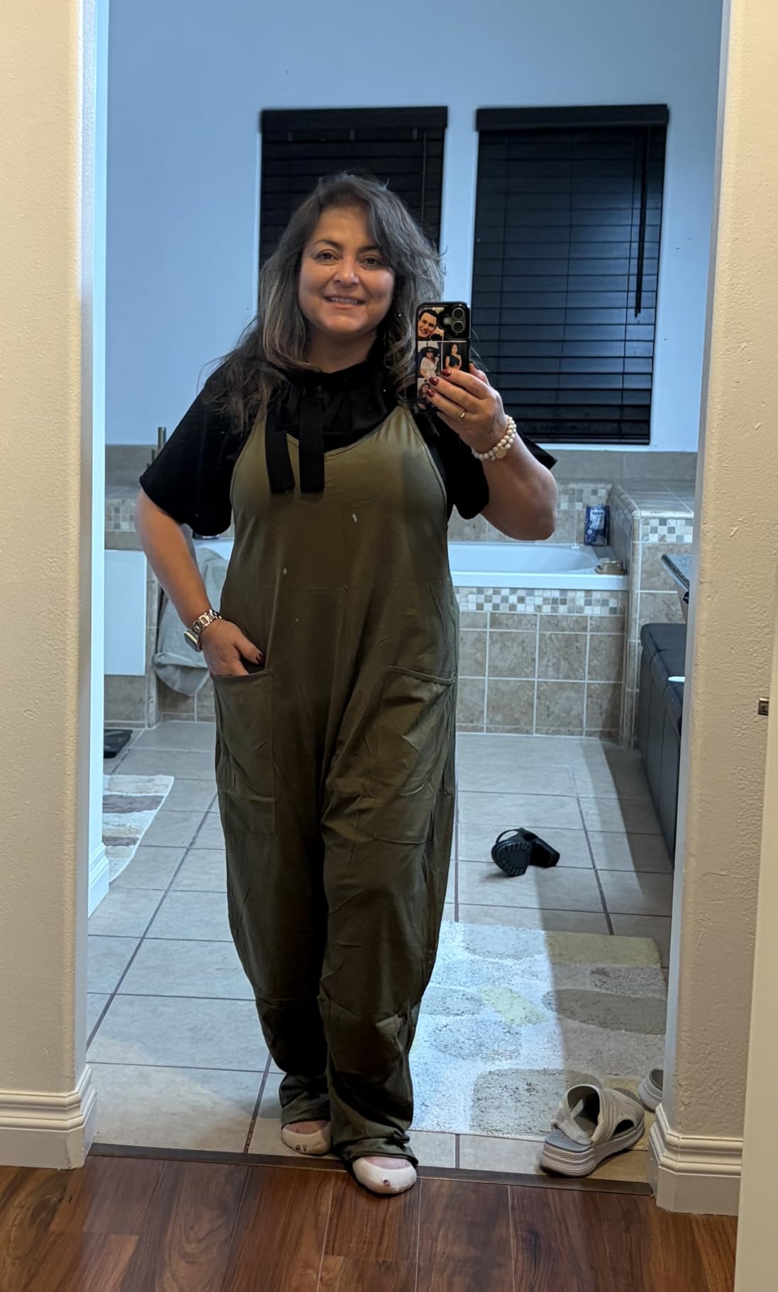 Lentta Women's Causal Jumpsuits V Neck Sleeveless Harem Overalls Stretchy Adjustable Strap Romper with Pockets customer photo 2