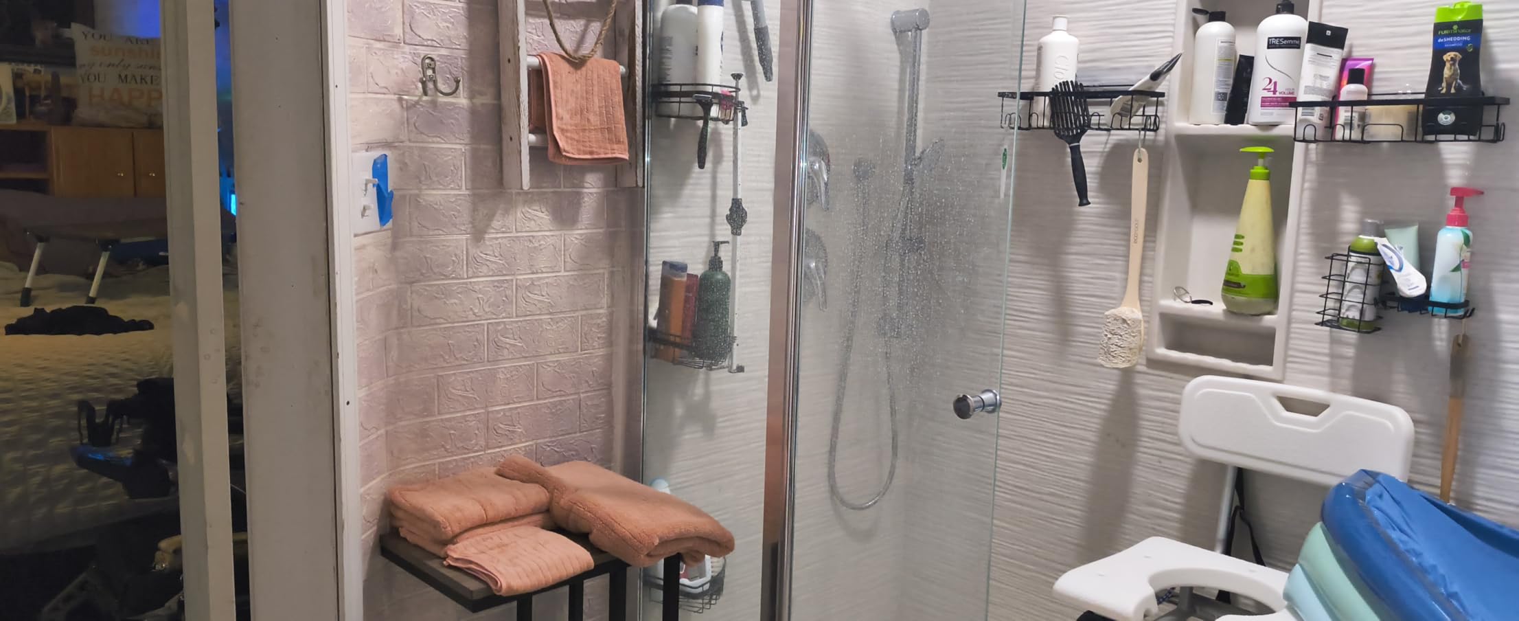WOODBRIDGE 60 in L x 31.5 in W Zero Threshold End Drain Shower Base with Reversible Drain Placement, Matching Tile Flange, Wheel Chair Access, Low Profile, White customer photo 2