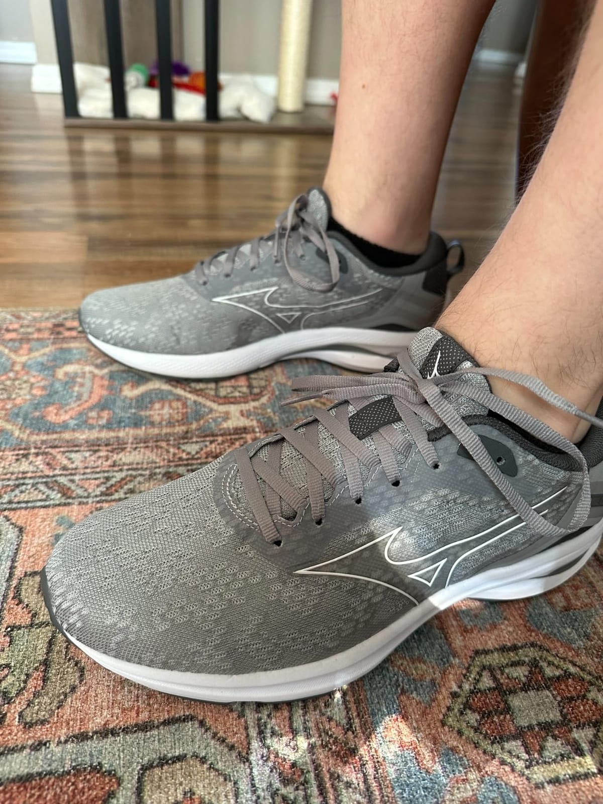 Mizuno Men's Wave Legacy Shoes customer photo 2