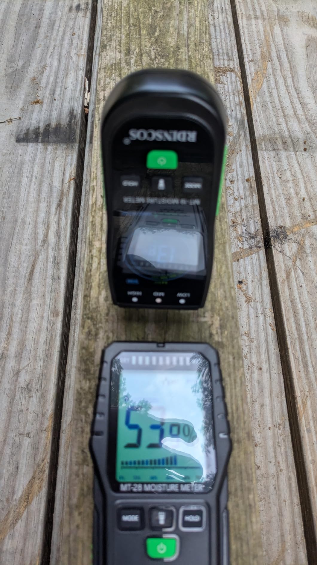RDINSCOS Digital Moisture Meter Pin-Type Wood Moisture Detector | 4 Modes Humidity Tester, For Wood, Lumber, Flooring, Color Display, Built in Flashlight, Replaceable Pins customer photo 2