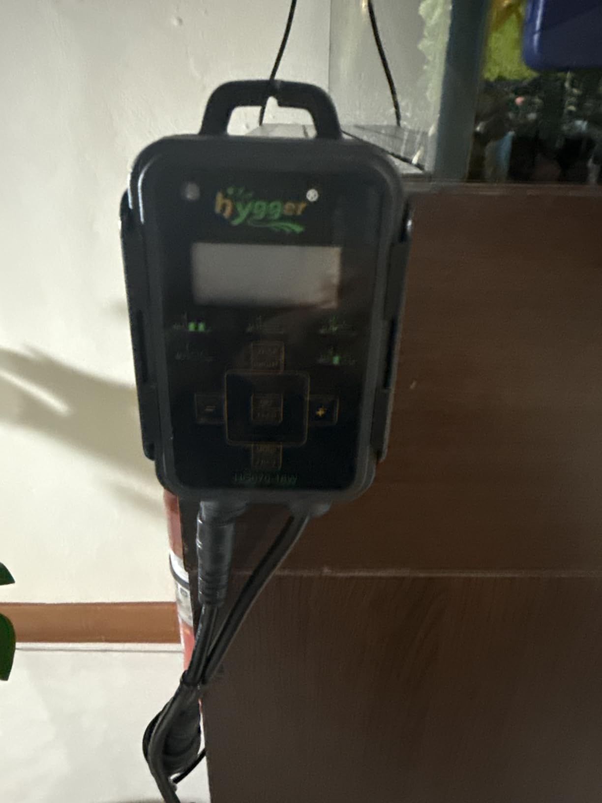 hygger Aquarium Wave Maker, Adjustable Cross Flow Pump with LED Display Controller, Magnetic DC 24V Aquarium Powerhead for Freshwater and Marine Reef Aquariums Up to 135 Gallon (18w) customer photo 1