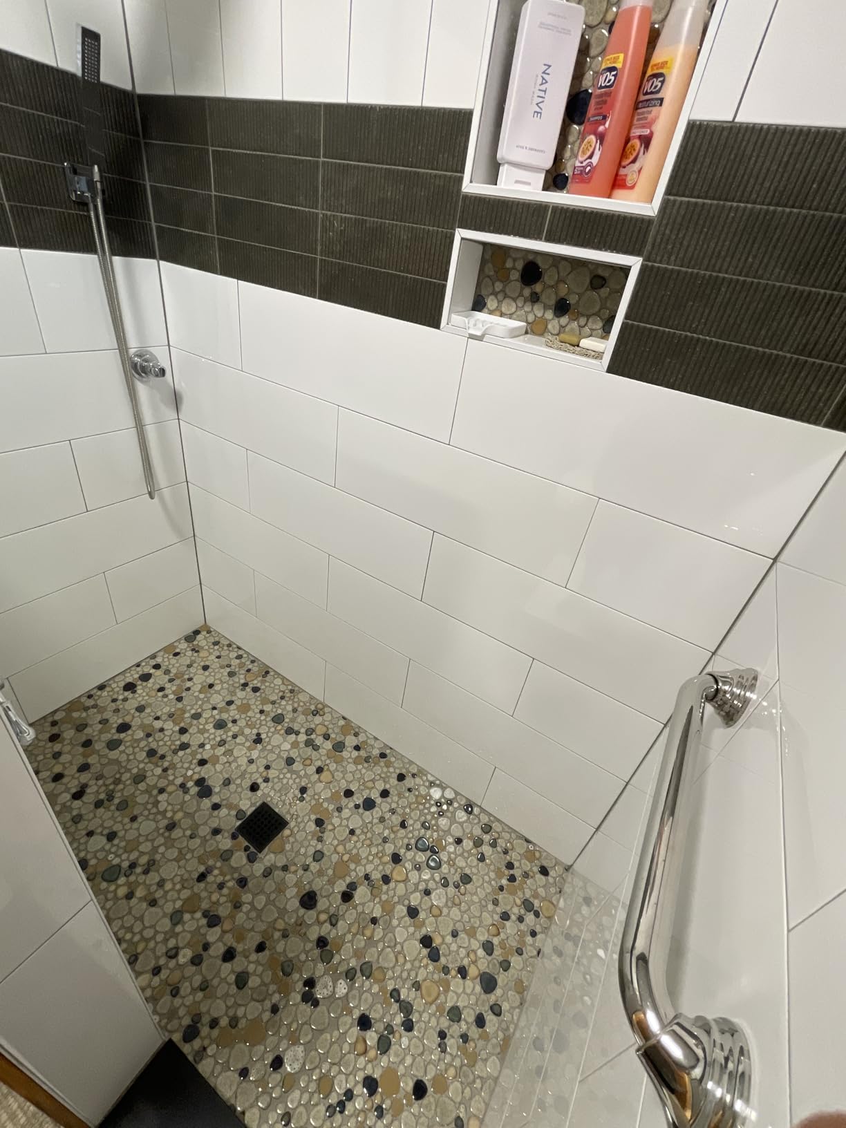 Pebble Ceramic Tiles 5 Sheets, Heart-Shaped 12x12 Floor Tile Ceramic, Dark Blue Mosaic Tiles Mesh Mounted, Waterproof Porcelain Tile customer photo 2