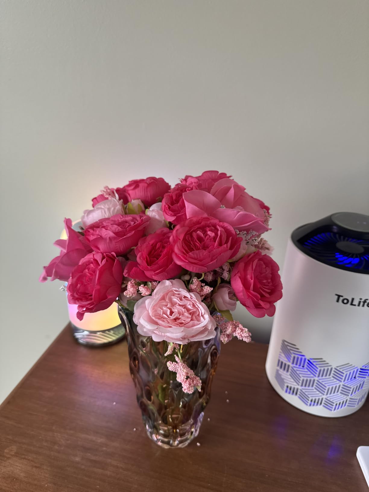 CEMABT Glass Vases for Flowers, Thickened 3.4 lb Morden vases for Tables Centerpieces, vase for Home Decor, Crystal, Colorful and Clear Rose Large Vases Christmas Day Gifts(Heavy Duty) customer photo 1