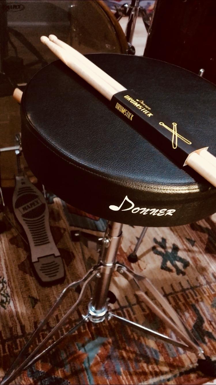 Donner Drum Throne with Backrest, Heavy Duty Hydraulic Drum Stool Height Adjustable, Motorcycle Style Drum Seat Saddle Drum Throne for Adults Drummers (Brown) customer photo 1