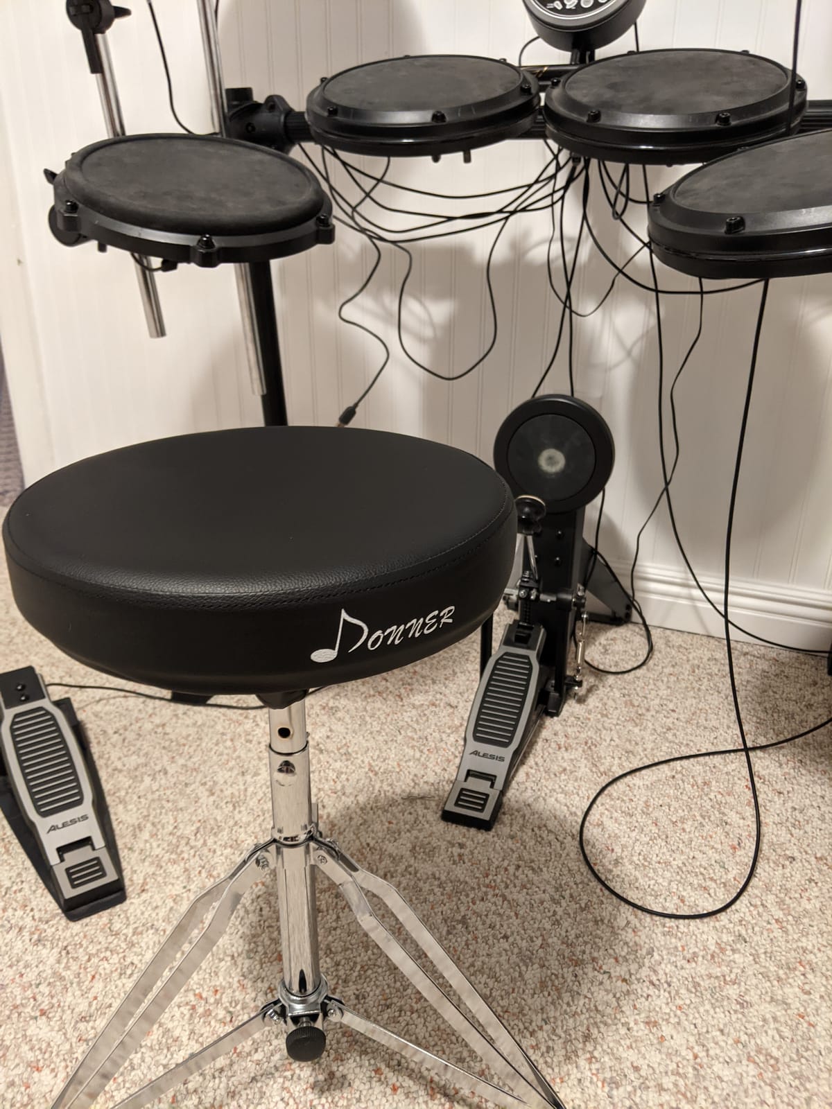 Donner Drum Throne with Backrest, Heavy Duty Hydraulic Drum Stool Height Adjustable, Motorcycle Style Drum Seat Saddle Drum Throne for Adults Drummers (Brown) customer photo 2