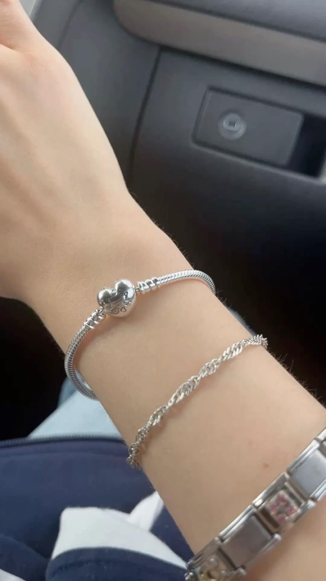 PANDORA Heart Clasp Snake Chain Bracelet - Heart Clasp - Romantic Jewelry for Her with Gift Box - Compatible Moments Charms customer photo 1