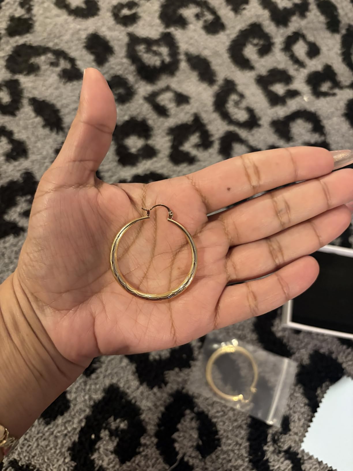925 Sterling Silver Hoop for Women Gold Hoop Earrings Hypoallergenic Diamond-Cut Ripples Designed - Non Tarnish Large Hoop Earrings(30/40/50/60/70mm) customer photo 1