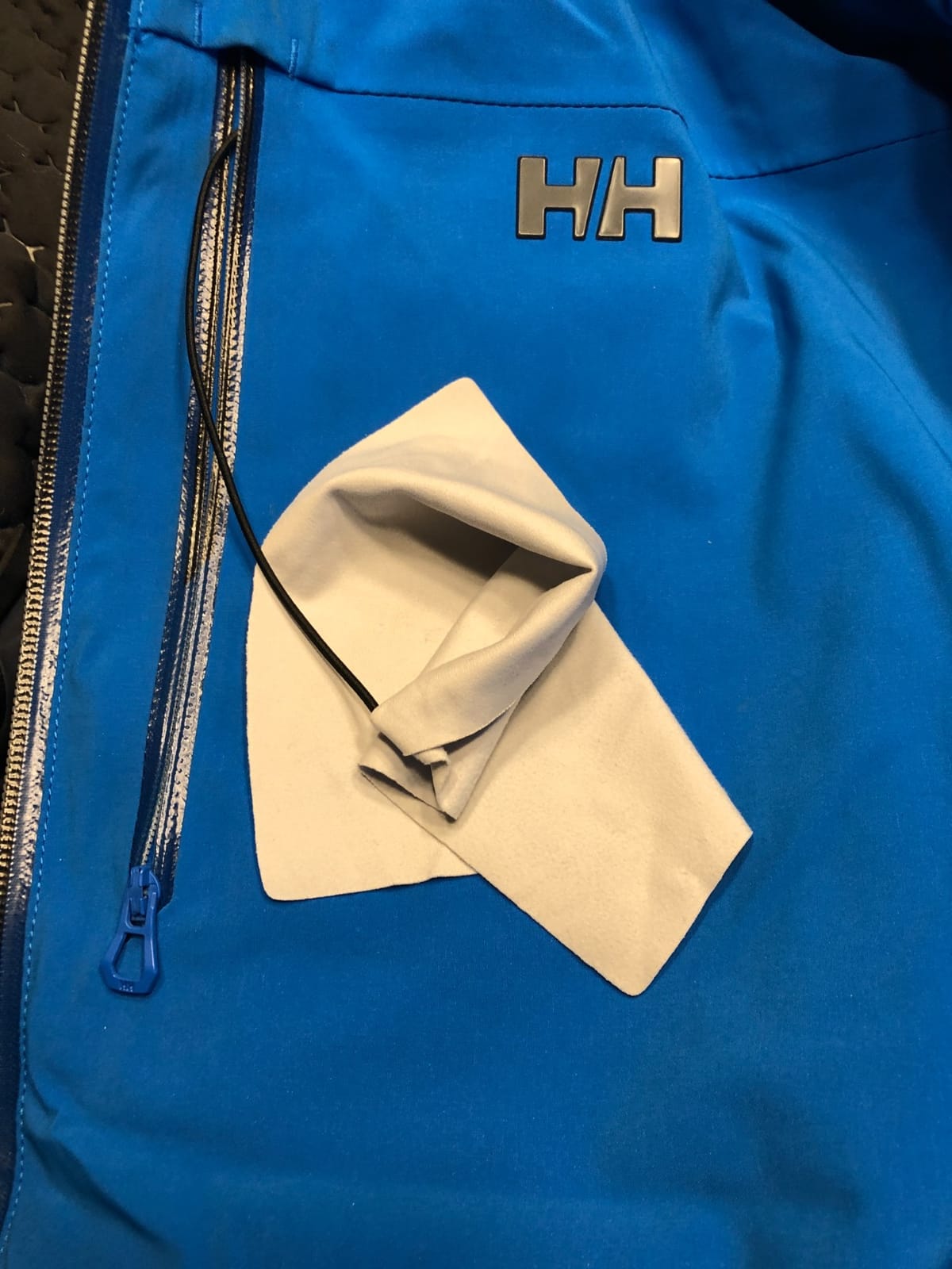 Helly Hansen Men's Alpha LIFALOFT Ins Ski Jacket customer photo 2
