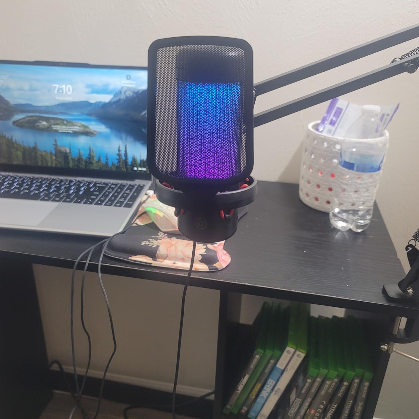 TONOR Gaming Microphone Set with Boom Arm, Vocal Condenser Microphone for Content Creators, USB Mic for PC with Stand, RGB, Tap Mute, Gain Control, Gaming Equipemnt, Twitch, Streaming, TC310+ customer photo 1