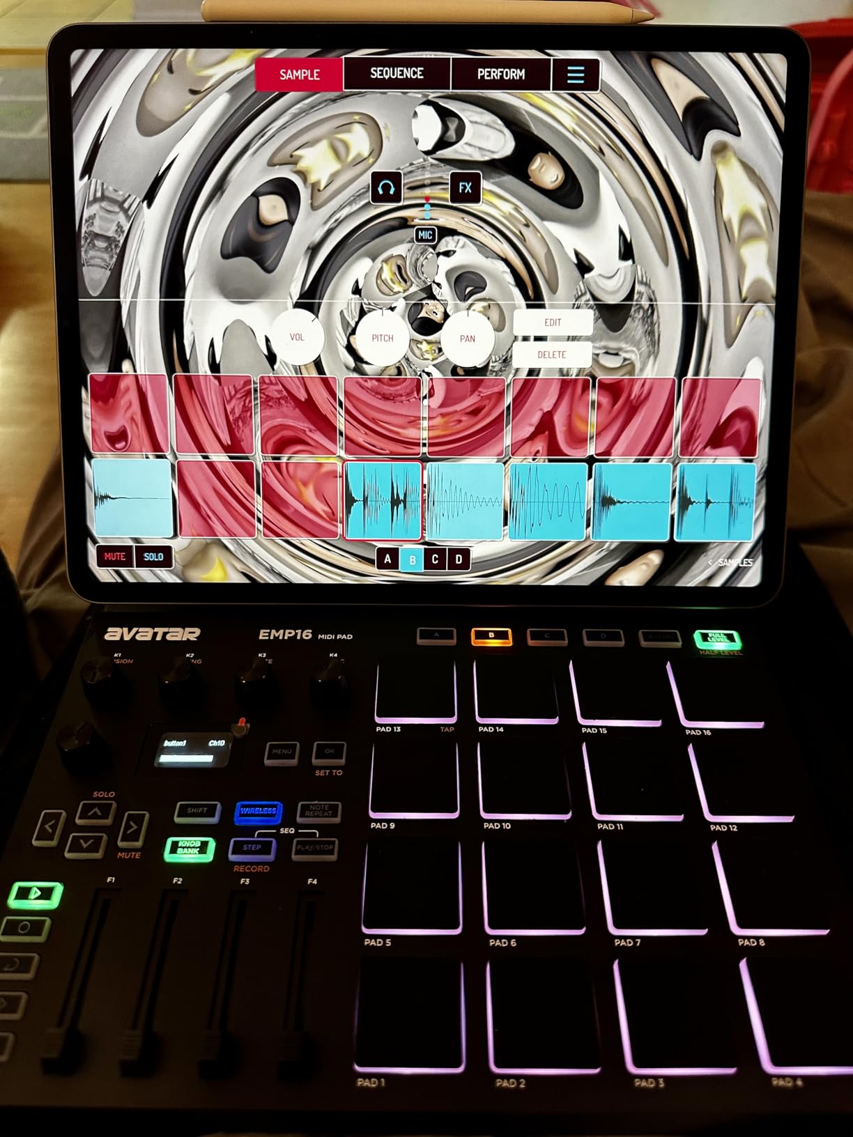 EMP16 MIDI Pad Controller Beat Maker Machine With Bluetooth | 16 RGB Velocity Sensitive Beat Pads, 16 Level, Full/Half Level, OLED Display, MIDI In/Out customer photo 1
