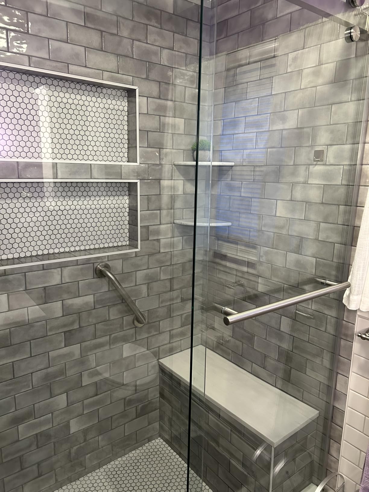 VITRA-200 56.5-59 in. W x 78 in. H Frameless Shower Door, Double Sliding with 3/8 in. Clear Tempered Glass (Matte Black) customer photo 2