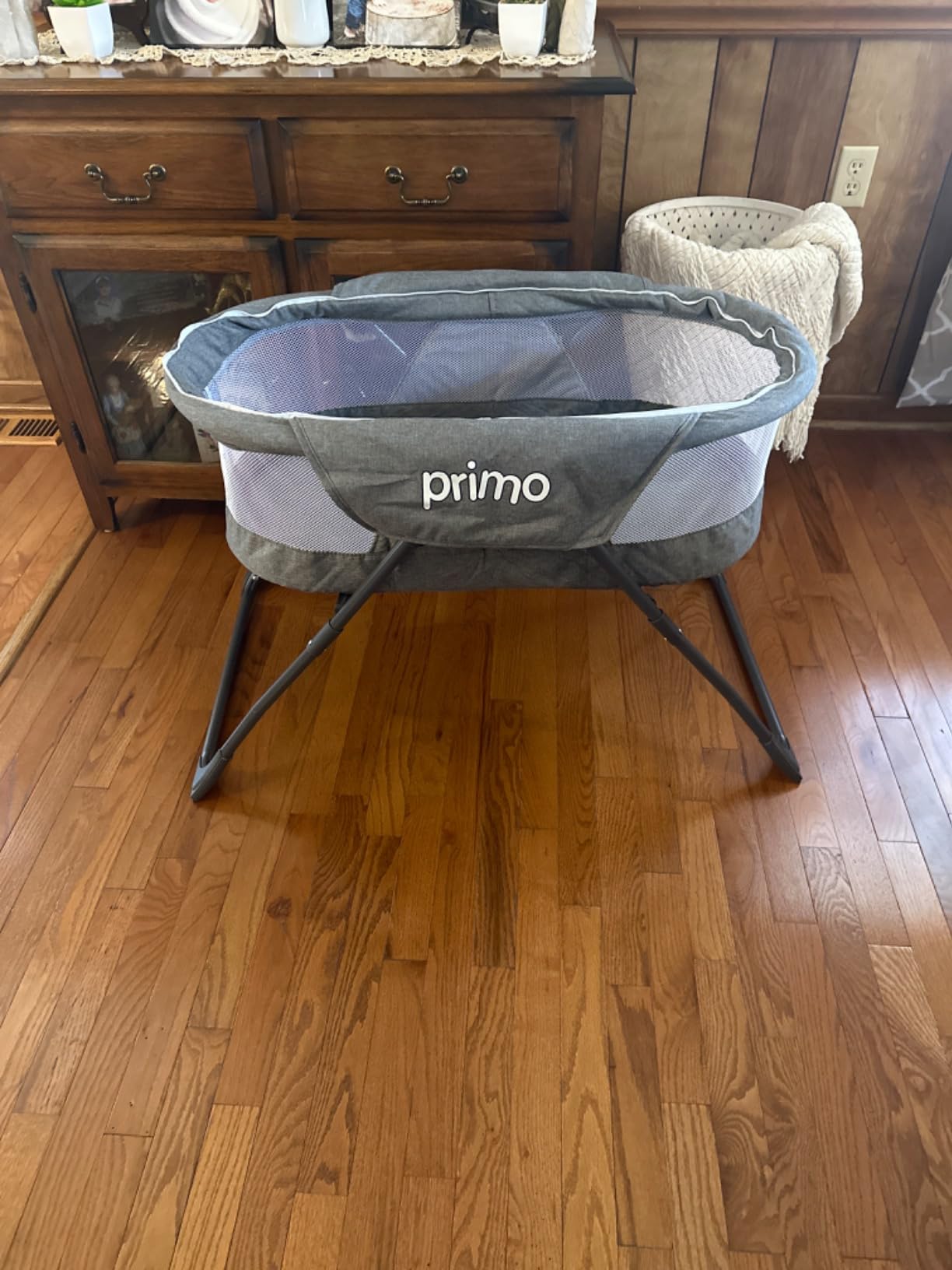 Cocoon Deluxe Folding Travel Bassinet (Heather Gray) - Lightweight Baby Bed and Portable Bassinet with Removable Mesh Canopy, Perfect Travel Crib & Bedside for Baby, Includes Carrying Tote Bag customer photo 1