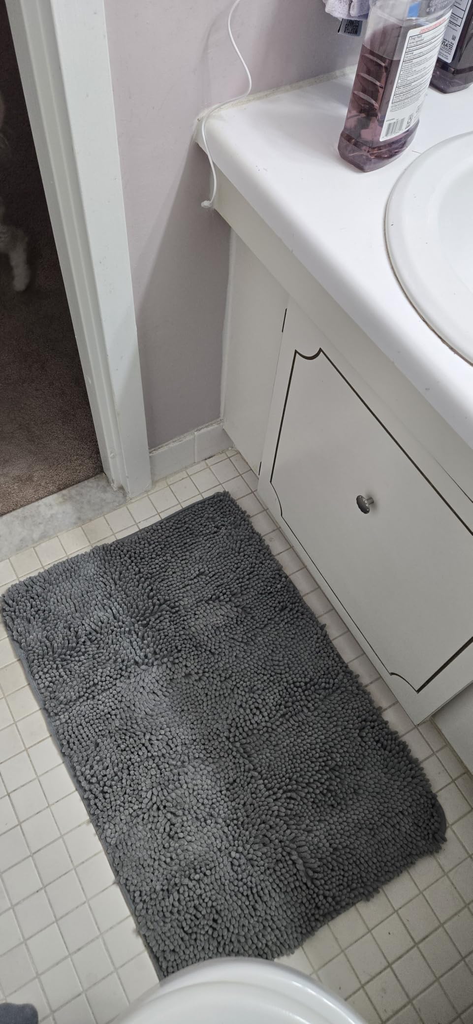 OLANLY Bathroom Rugs 30x20, Extra Soft Absorbent Chenille Bath Rugs | Grey, Quick-Drying Rubber Backing, Machine Washable Bath Mat for Bathroom Floor, Tub and Shower, Home Decor Accessories customer photo 2