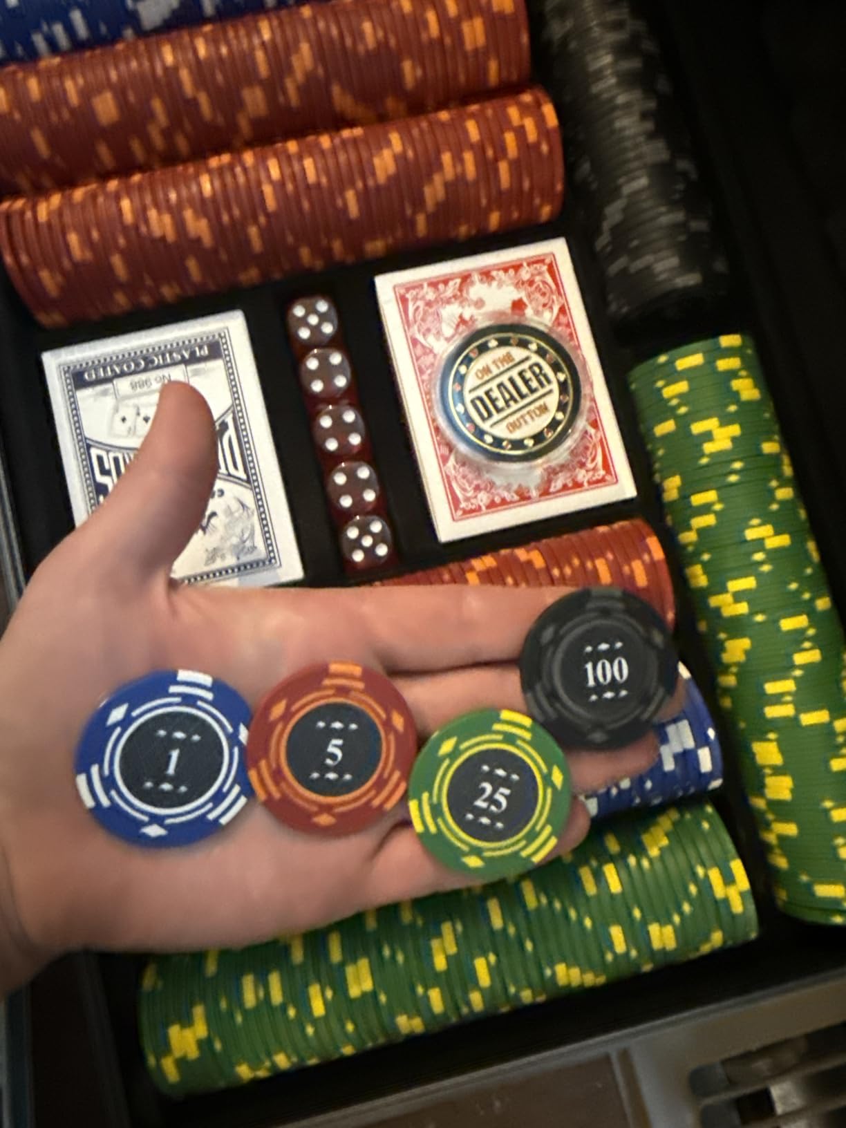 Boyzhood Poker Chips, 400PCS 14 Gram Clay Poker Chip Set with Deluxe Travel Case, Numbered Chips, Poker Set for Texas Holden Blackjack Gambling customer photo 1